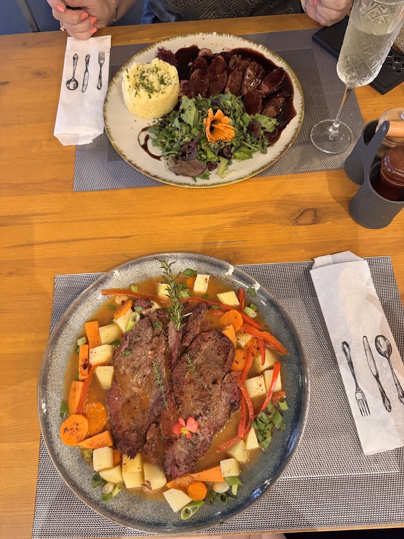 Restaurant Slow