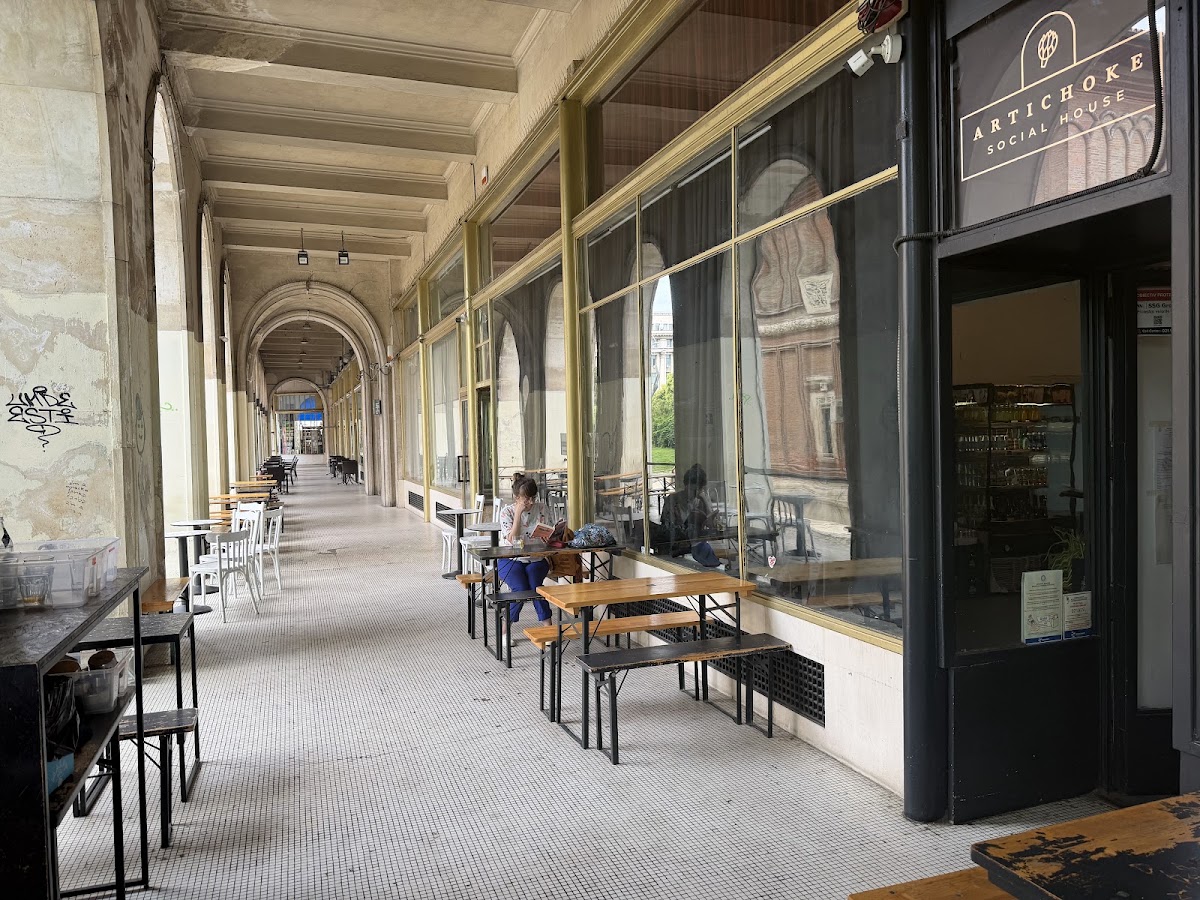 Artichoke — Cafe